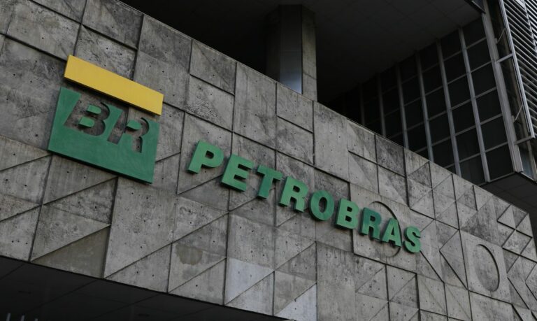 Petrobras faz mudanças no comando e cria Diretoria de Transição Energética