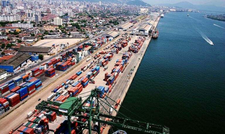 Governo federal retira Porto de Santos do programa de privatização