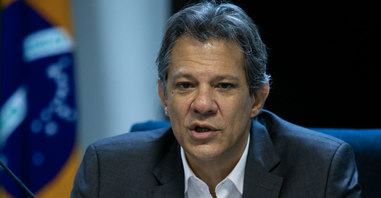 Medidas cria encruzilhada para Haddad em 2024