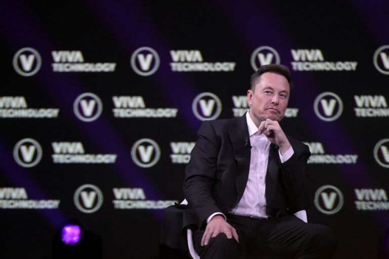 Moeda virtual ‘ElonxAlexandre’, criada após embate entre Musk e Moraes, valoriza 9.550%