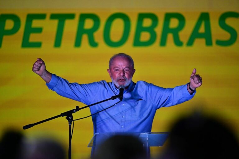 Retenção de dividendo extraordinário na Petrobras não tem nada a ver com intervenção, diz Costa