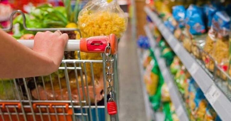 Supermercados propõem taxar bets com ‘imposto do pecado’ para ampliar cesta básica na reforma