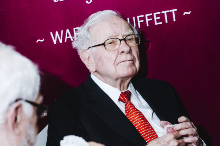 Buffett vende US$ 3 bilhões em ações do BofA e reduz participação