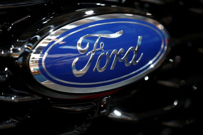 Ford reduz investimento em elétricos e pode perder US$ 1,9 bilhão